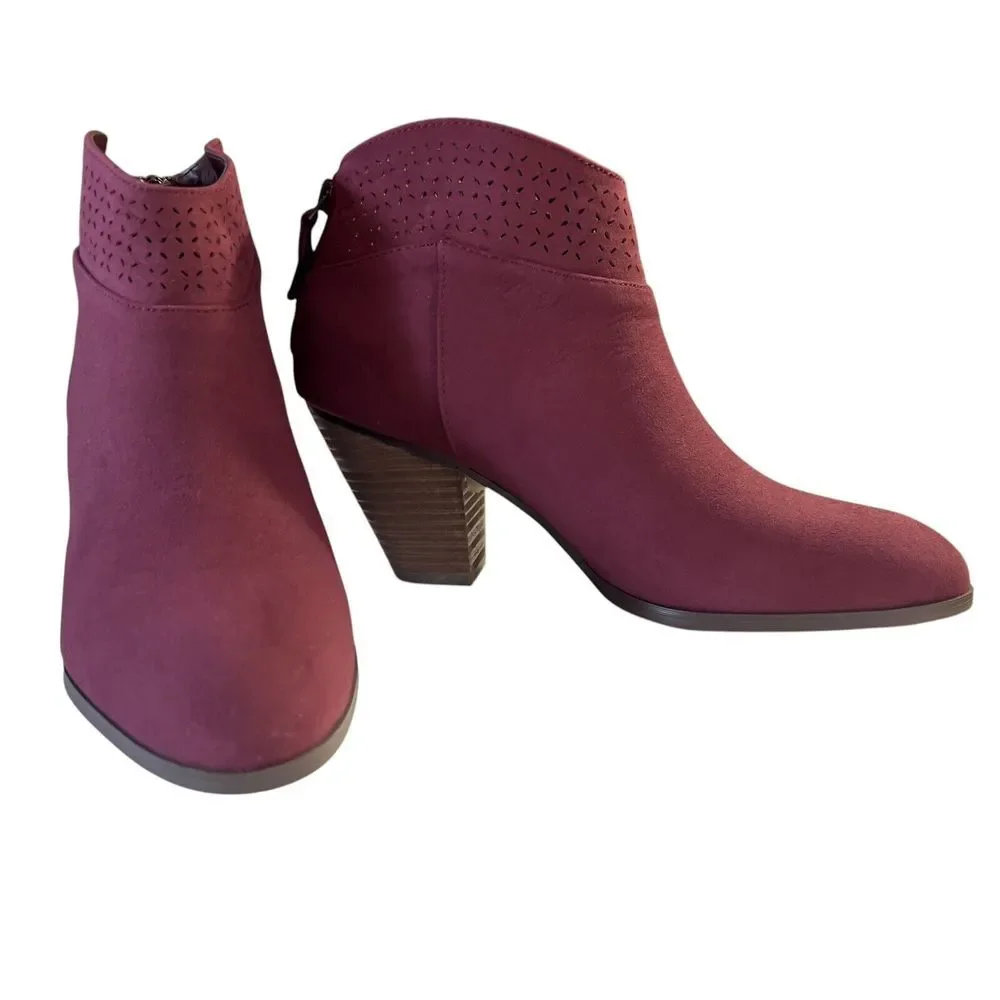 Violet & Red Jackson Lazer Cut Topline Bootie Burgundy Size 7M Fabric Upper NWOB
